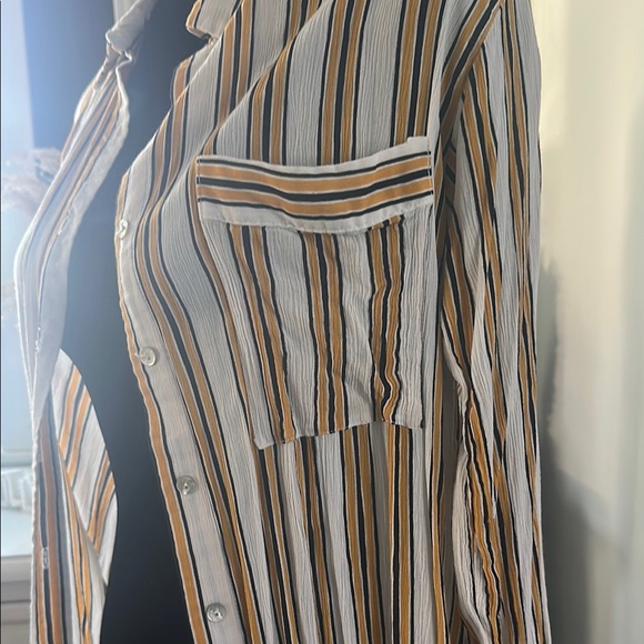Forever 21 contemporary Striped Long Shirt - Picture 2 of 6